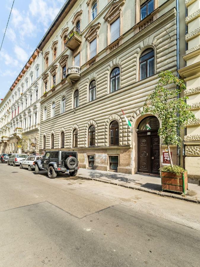 Bpr Stupendous Design Home Budapest Exterior photo